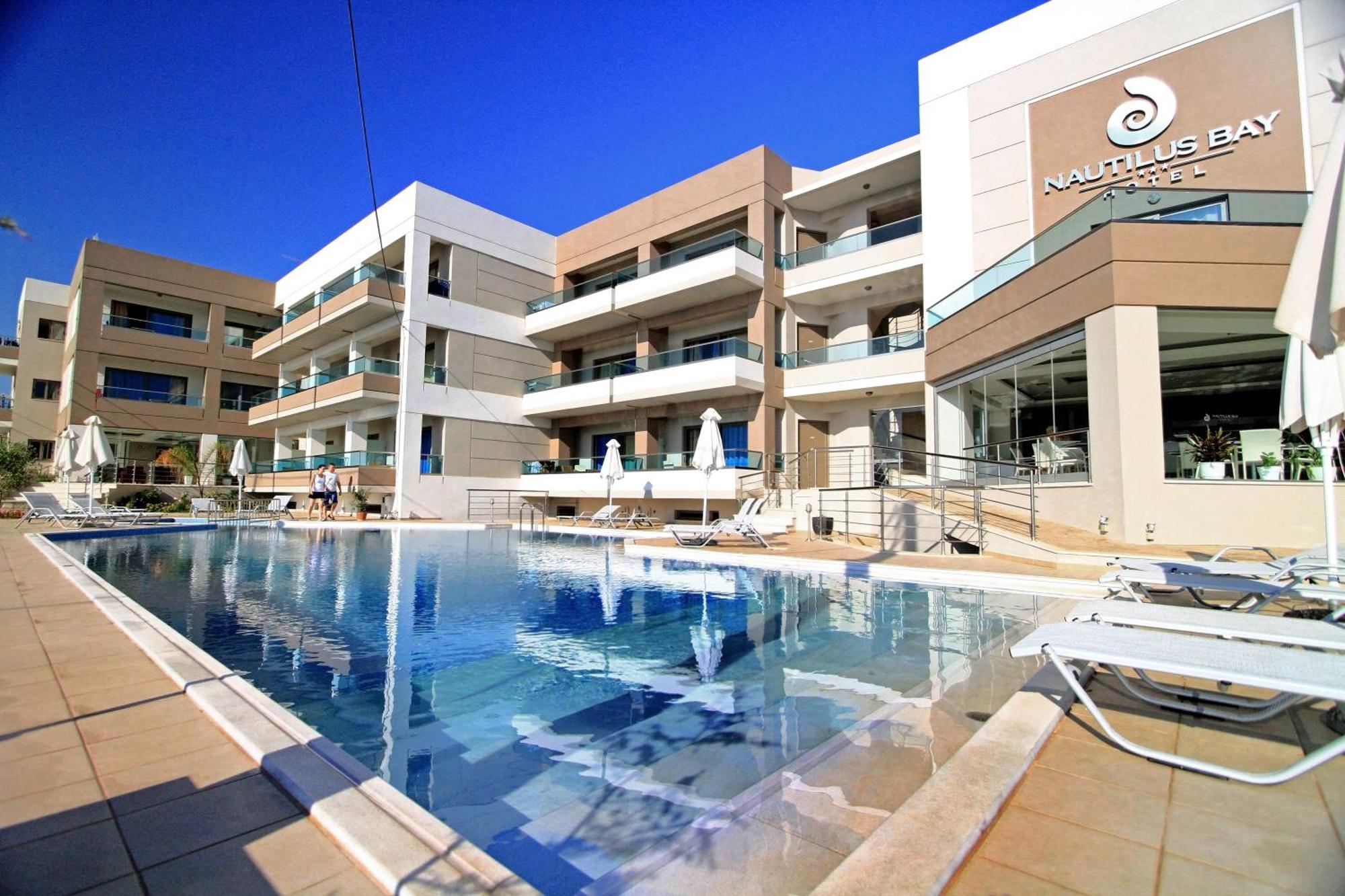 Aparthotel Nautilus Bay