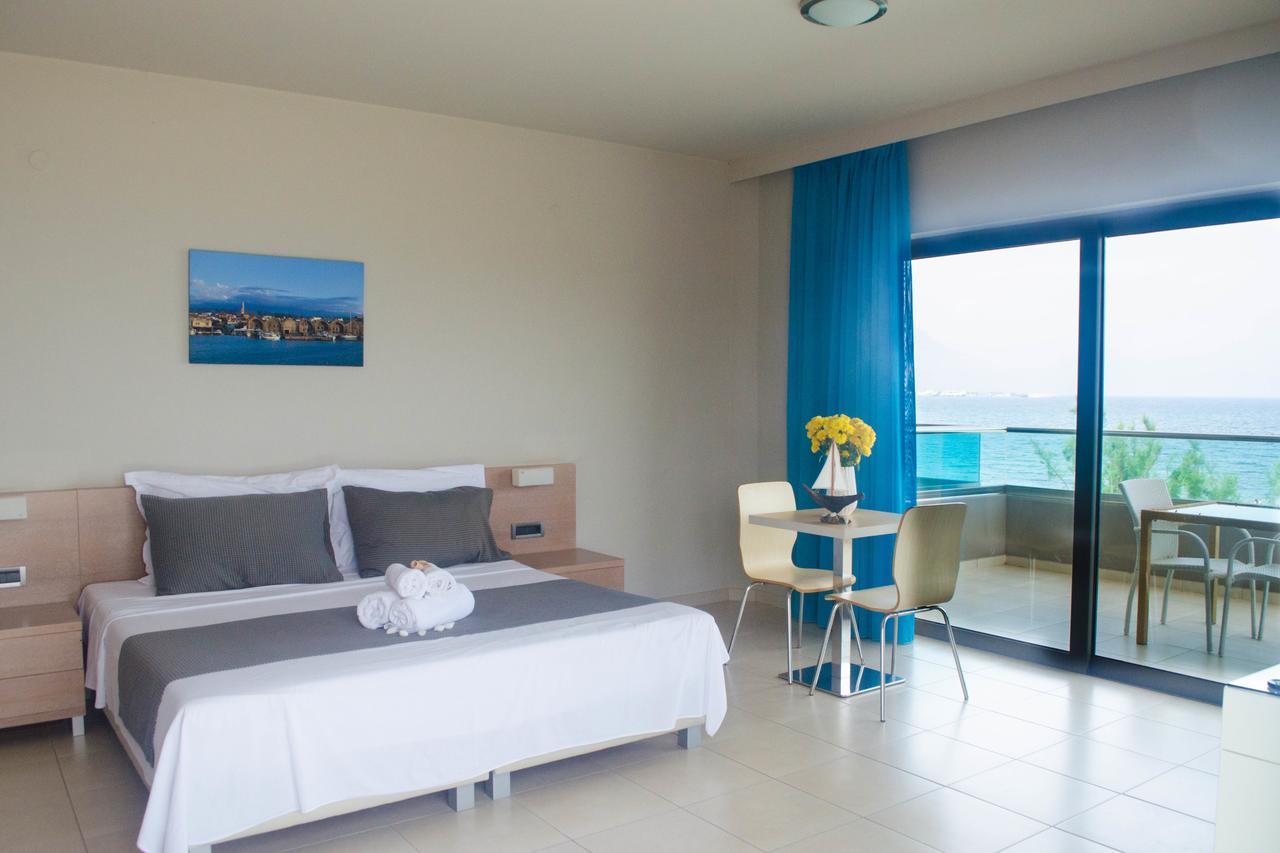 Nautilus Bay Aparthotel 3*
