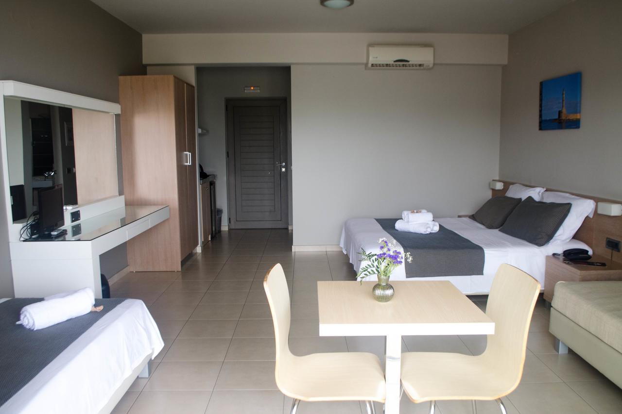 Nautilus Bay Aparthotel