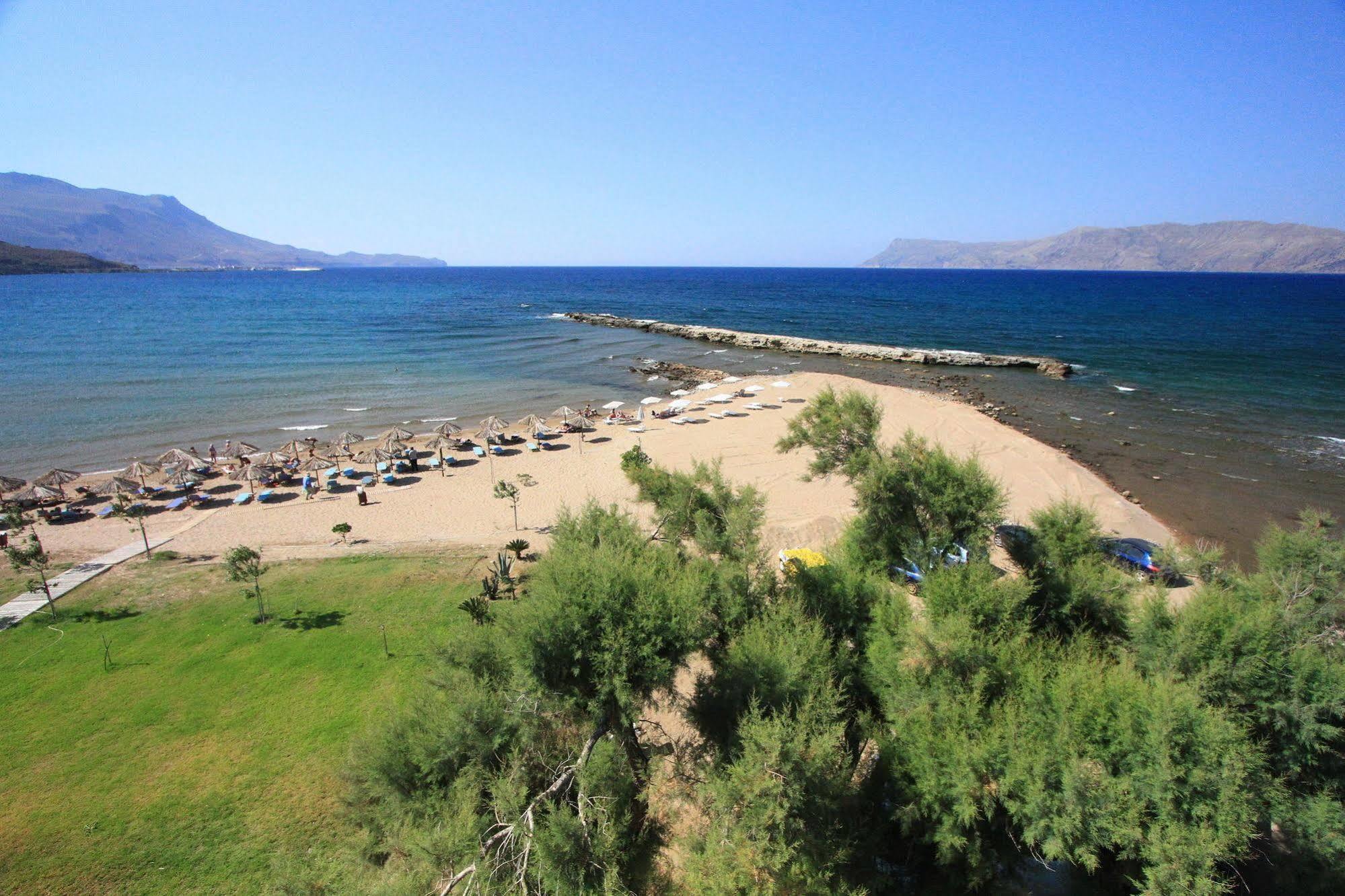 Nautilus Bay Aparthotel 3*